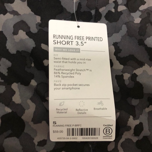 Athleta Black Camo Running Shorts - Picture 7 of 7